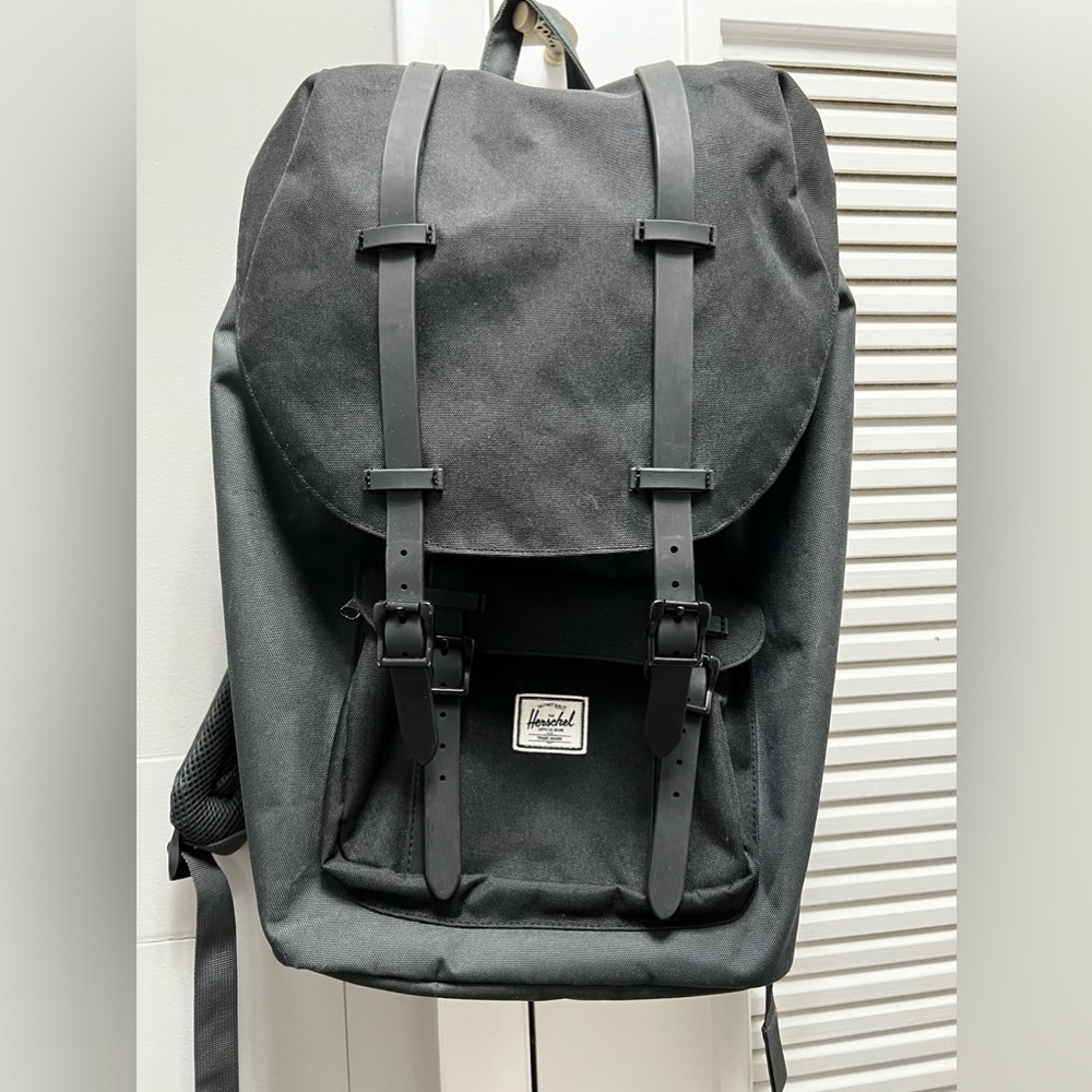 Hershel Supply Backpack